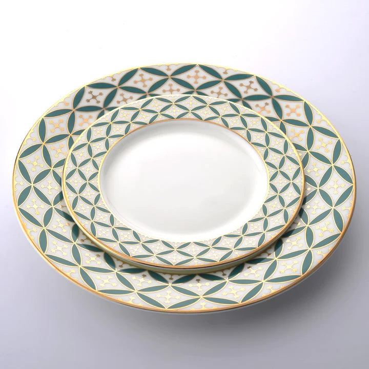 Set of 2 Jayamati Dinner Plates