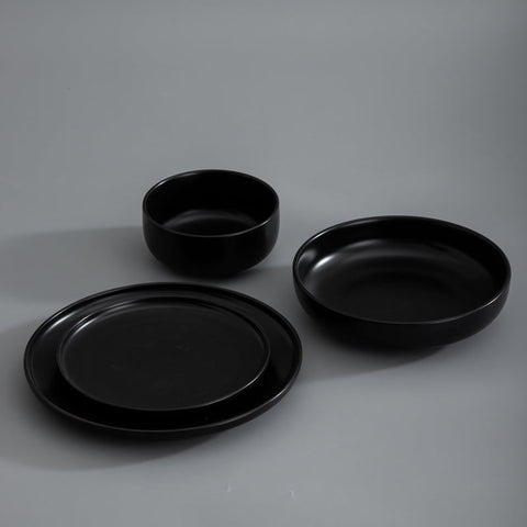 Set of 4 Aura Plates Black