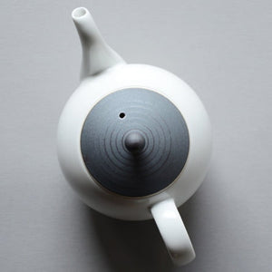 Chinese Hao Tea Pot